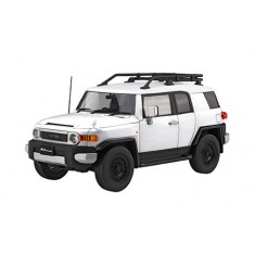 1/24 Toyota FJ Cruiser White 2011 Special Edition with Outdoor Parts