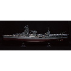 1/350 IJN Aviation Battleship Ise with Crew Figures