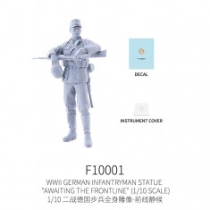 1/10 WWII German Infantryman Statue Awaiting The Frontline