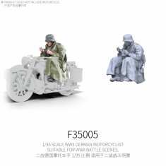 1/35 WWII German Motorcyclist #5