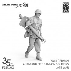 1/35 WWII German Anti-Tank Gun Crew Late War