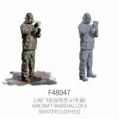 1/48 Aircraft Marshaller A #2