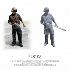 1/48 Ground Crew Cleaning #1