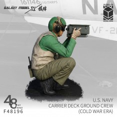 1/48 US Navy Carrier Deck Ground Crew Cold War Era #2