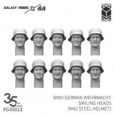1/35 WWII German Wehrmacht Smiling Heads w/M42 Steel Helmet