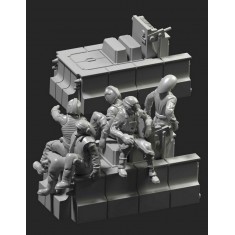 1/72 Hangar Transporter with Crew