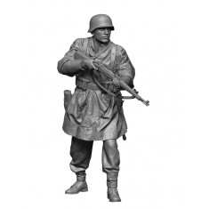 1/24 WWII Waffen Soldier Wearing Phancho #3