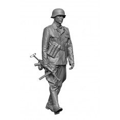 1/24 WWII German Commander