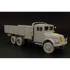 1/48 WWII German Tatra 111 Einheitsfahrerhaus Truck