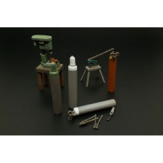 1/35 Workshop Bench Drill-Lever Shears-Oxy Acetylene Bottles