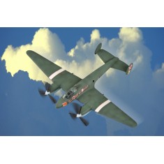 1/72 Soviet PE-2 Bomber