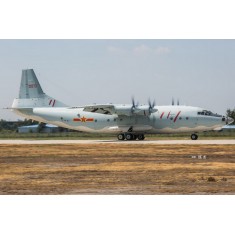 1/144 Chinese Shaanxi Y-8
