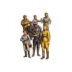 1/35 Russian Tank Crew (7 figures)
