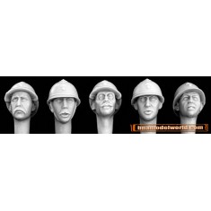 1/35 5x Heads with WWI French Pattern Adrian Helmets