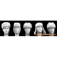 1/35 5x Heads with Assorted WWII German Pile&Fur Winter Headgear