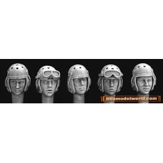 1/35 5x Heads in WWII US Tanker Helmets