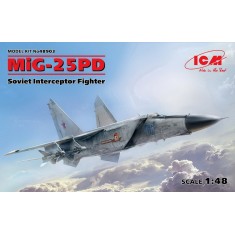 1/48 Soviet Interceptor Fighter MiG-25 PD