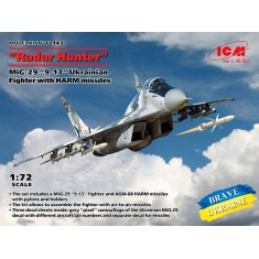 1/72 Ukrainian MiG-29 9-13 Fighter with HARM Missiles 'Radar Hunter'