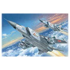 1/72 Soviet Heavy Interceptor Fighter Mikoyan MiG-25PD