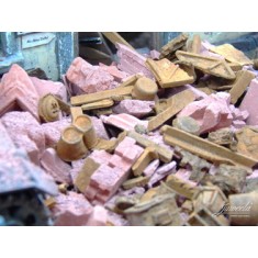 1/35, 1/32 Rusty Scrap Metal - City (Ceramic) app. 140g