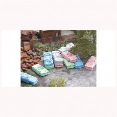 1/87 (HO scale) Scrap Trabant Cars (12pcs)