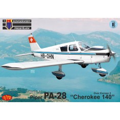 1/72 Piper PA-28 "Cherokee 140" Over Europe 2