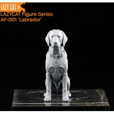 1/24 Seated Labrador Retriever