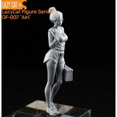 1/20 Modern/Fantasy ''Airi' Female Casual Fashion Holding Briefcase