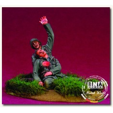 1/35 "Somebody Help us!" WWII German Soldiers Vignette with Base (2 Figures)
