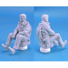 1/35 WWII US Navy Pilot I (2 Heads) 1 figure