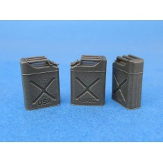 1/35 WWII US Fuel Can set (15pcs)