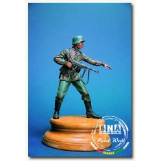 1/16 "Halt!" WWII German Soldier
