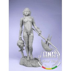 1/16 Warrior Queen (with Base) [Limited Edition]