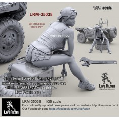 1/35 Girl Rider in Baseball Cap Playing with Monkey Wrench