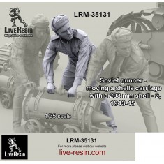 1/35 Soviet Gunner - Moving A Shells Carriage with 203mm Shell #2, 1943-45