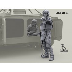 1/35 Modern Russian Tank/Mobile Artillery Crew Figure #11