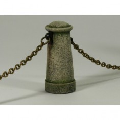 1/35 Bollard Type B (4 resin bollards, 20cm Chain & 10 rings)