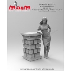 1/32 French Lady - Leaning