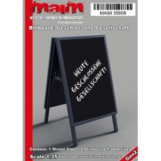 1/35 Billboard/Werbetafel (Text German: Geschlossene Gesellschaft = Private Party)