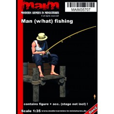 1/35 Man w/Hat Fishing