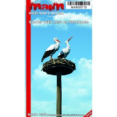 1/35 Storks with Nest on Stork Pole