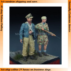 1/35 German Paratroopers - Italy 1944 (2 figures)