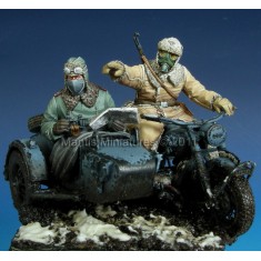 1/35 German Motorcycle Crew (2 figures)