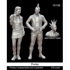 1/35 Punk Couple Set with Alternative Head (2 Figures)
