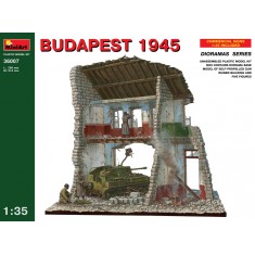 1/35 Budapest 1945 (Ruined Building+5 figures+Diorama Base+Self-Propelled Gun) 