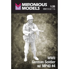 1/35 WWII German Soldier with MP40 #4
