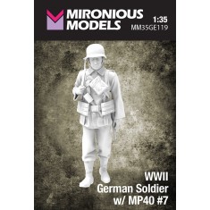 1/35 WWII German Soldier with MP40 #7