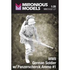 1/35 WWII German Soldier with Panzerscherck Ammo #1