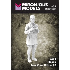 1/35 WWII Italian Tank Crew Officer #2