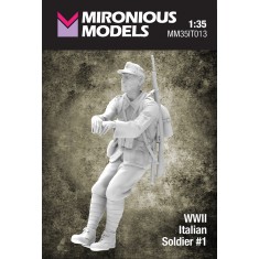 1/35 WWII Italian Soldier #1